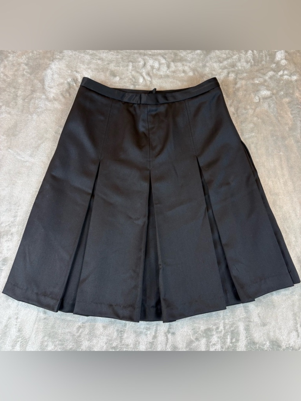 J. Crew Virgin Wool Pleated Prep Skirt Sz 2 Made in Hong Kong